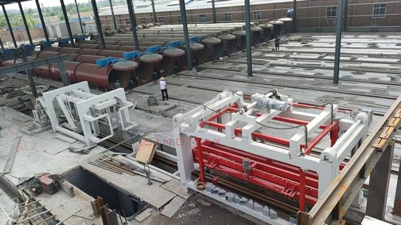 Jalur Produksi Blok AAC di kota Luoyang