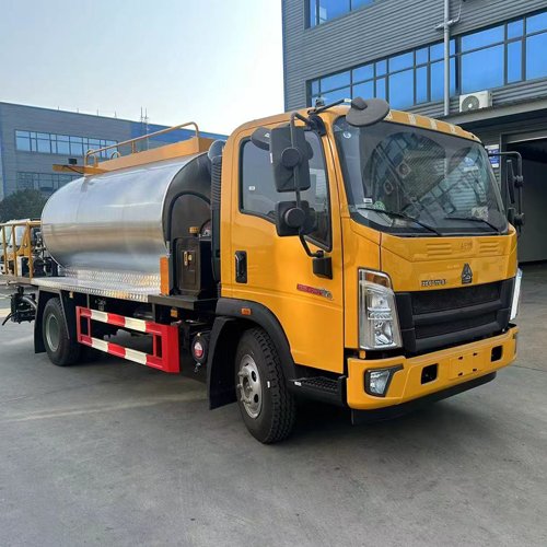 Truk Distributor Aspal