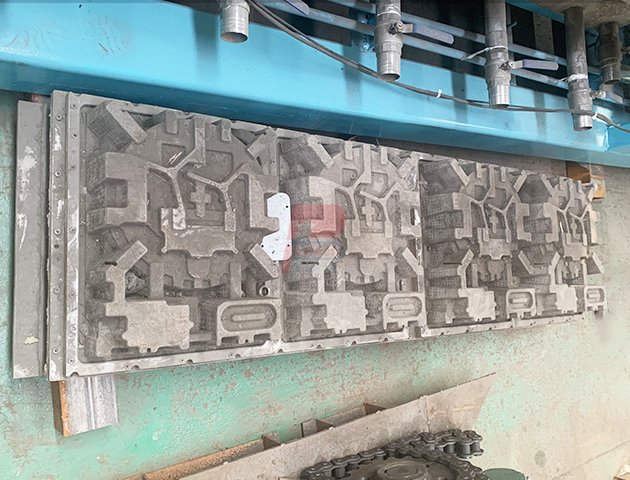 Moldes para formar bandejas de pulpa de papel - 8