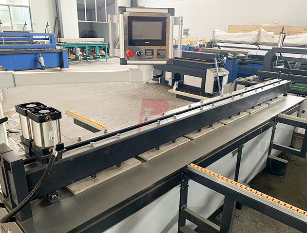 Máquina de soldadura de láminas de plástico PLC - 8