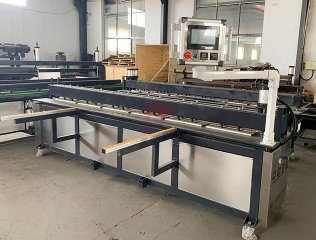 Máquina de soldadura de láminas de plástico PLC - 8