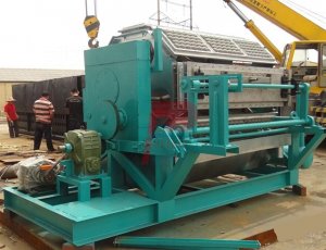 Máquina automática para fabricar bandejas planas con soporte para manzanas y pulpa de papel