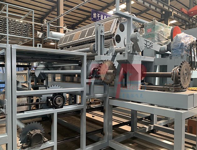 Máquina para fabricar bandejas planas de huevos totalmente automática de 10000 piezas por hora - 8
