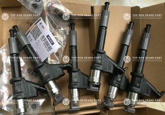 XCMG QY70K crane injector model 8100